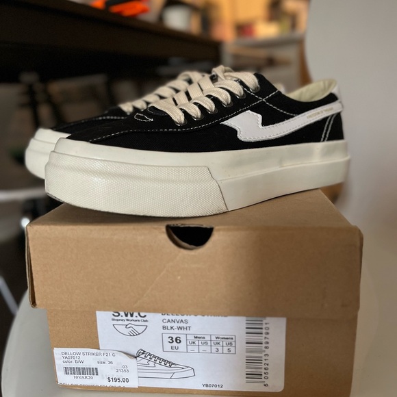 Stepney Workers Club Dellow S Strike Canvas Sneaker Size US 5 - Picture 6 of 6